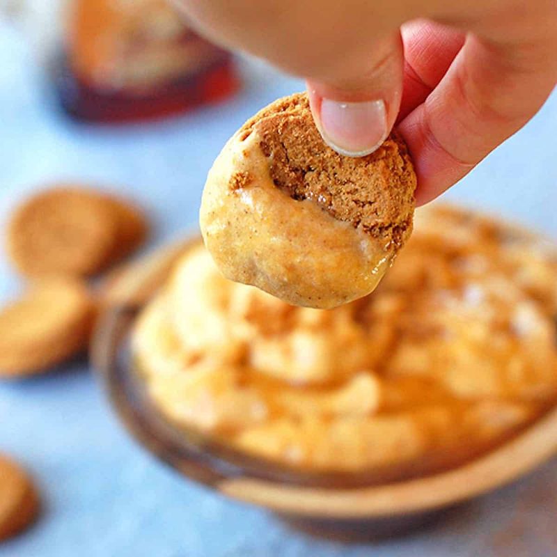 A picture of Pumpkin Dip for Gingersnaps